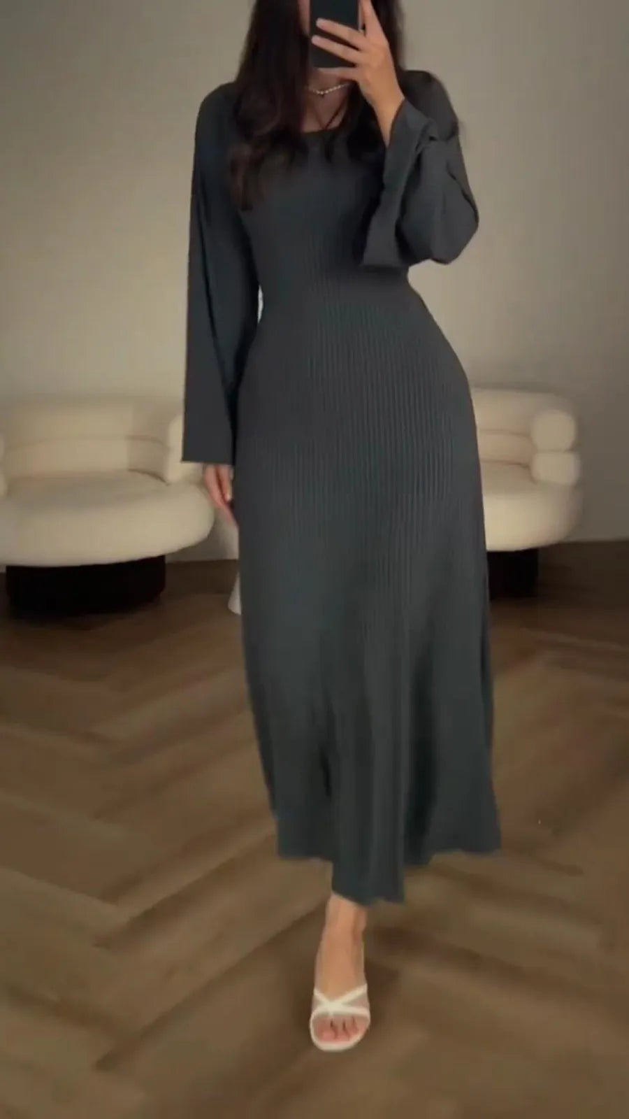 Stijlvolle Bodycon Maxi Jurk met Vetersluiting - Valencia