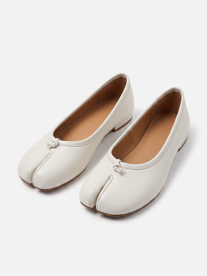 Split-Toe Ballet Flat with Knotted Strap and Flat Sole 2