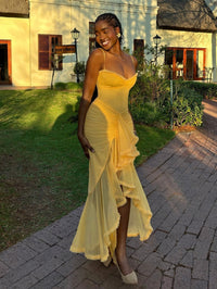 Trendiges Maxikleid mit Rüschen und Spaghettiträgern - Loyza