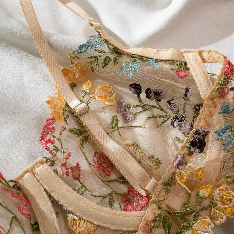 Kanten Lingerie Set | Two-piece with beautiful embroidery