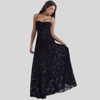 Schulterfreies Maxikleid aus Spitze mit quadratischem Ausschnitt - Ayla