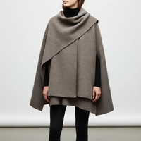 Weit Geschnittene Modecape - Leilani