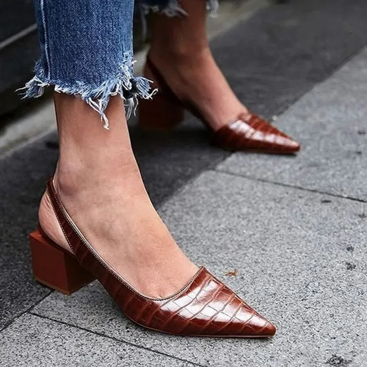 Orthopädische Croco-Braune Pumps - Lara