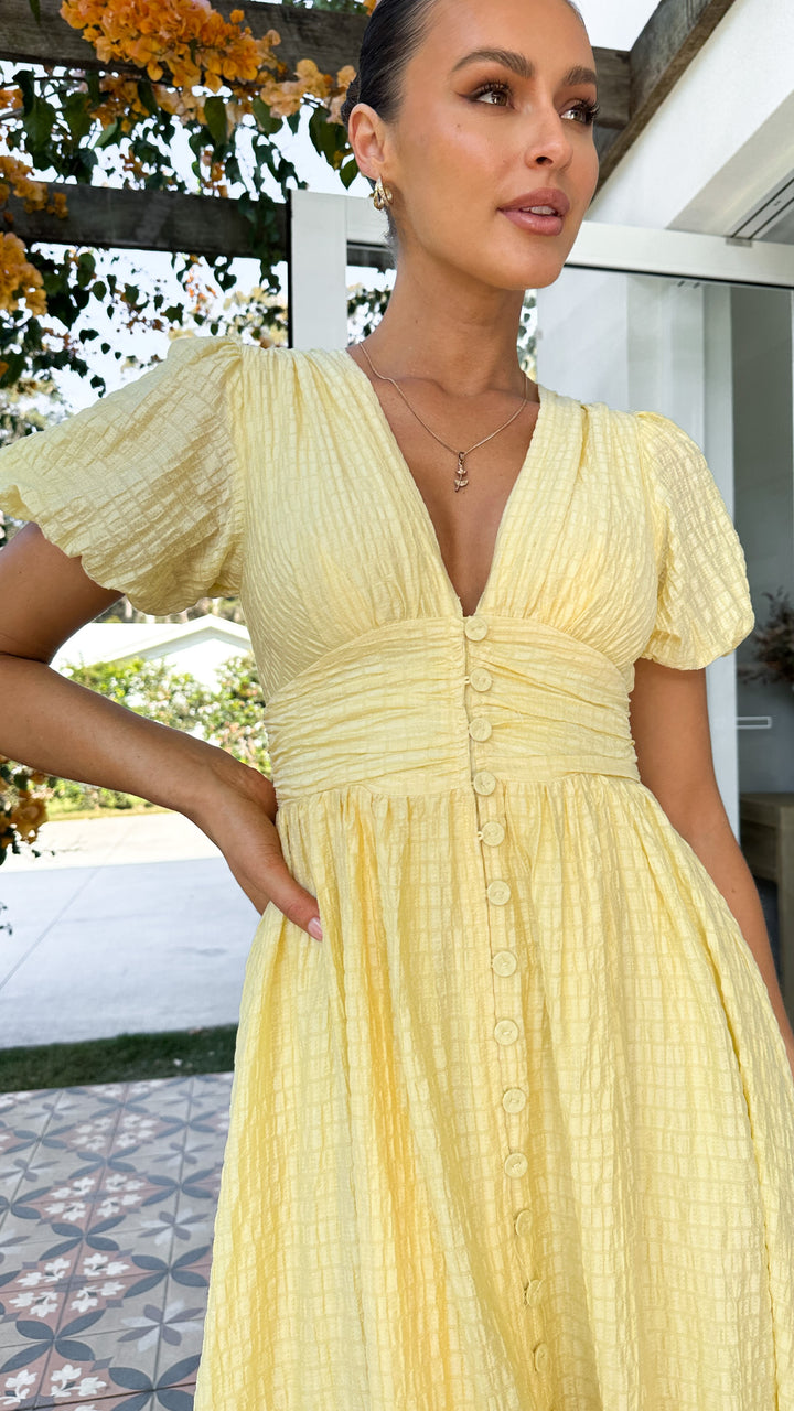 Boho maxi dress with V-neck and button row – Yara