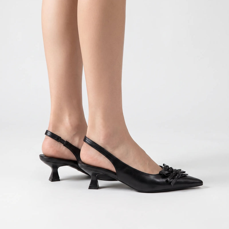 Zwarte Slingbacks Met Spitse Neus - Kristina
