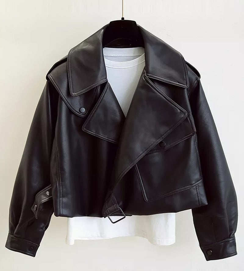 Kaila Short Women's Jacket | A leather, casual jacket for women