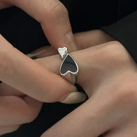 Verstellbarer symmetrischer Herzring - Evelyn