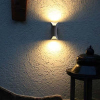 Moderne LED-Außenwandleuchte - LumiEdge