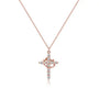 Roségoudkleurige kruishanger met kroon en steentjes aan een fijne schakelketting, productfoto vanaf de voorkant op effen achtergrond. 7