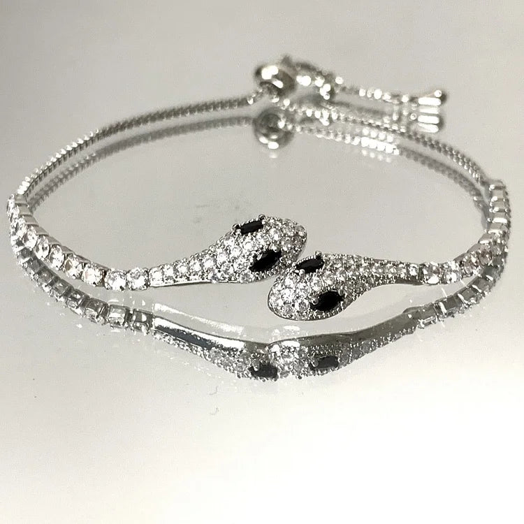 Silbernes Schlangenarmband mit Zirkonia - Lyra
