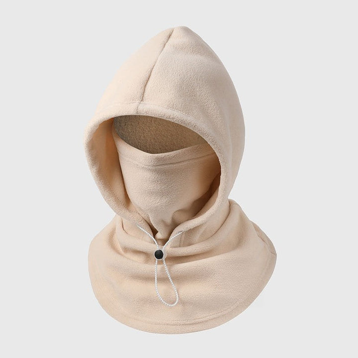 Beige fleece bivakmuts met capuchon, gezichtsbedekking en wit trekkoord met zwarte stopper, schuin van voren 9