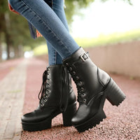 Robuste Schnürschuhe mit Schnalle und Profilsohle - Luna