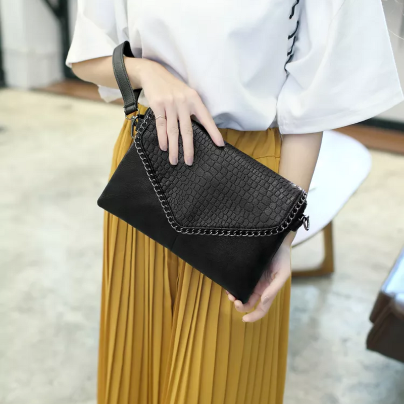 Alexa Clutch | Classic & Stylish