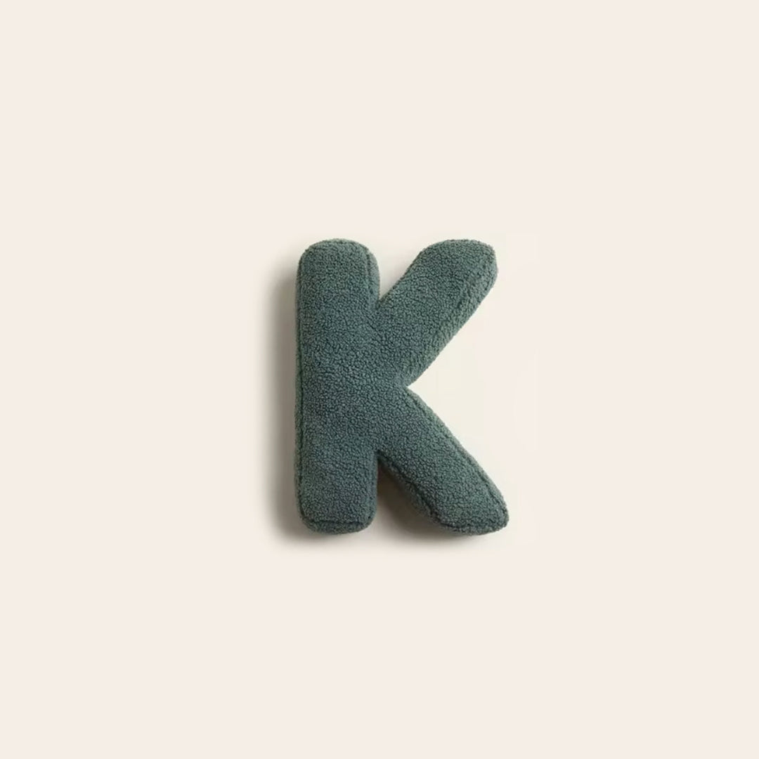 Dekoratives Alphabetkissen – LetterLounge