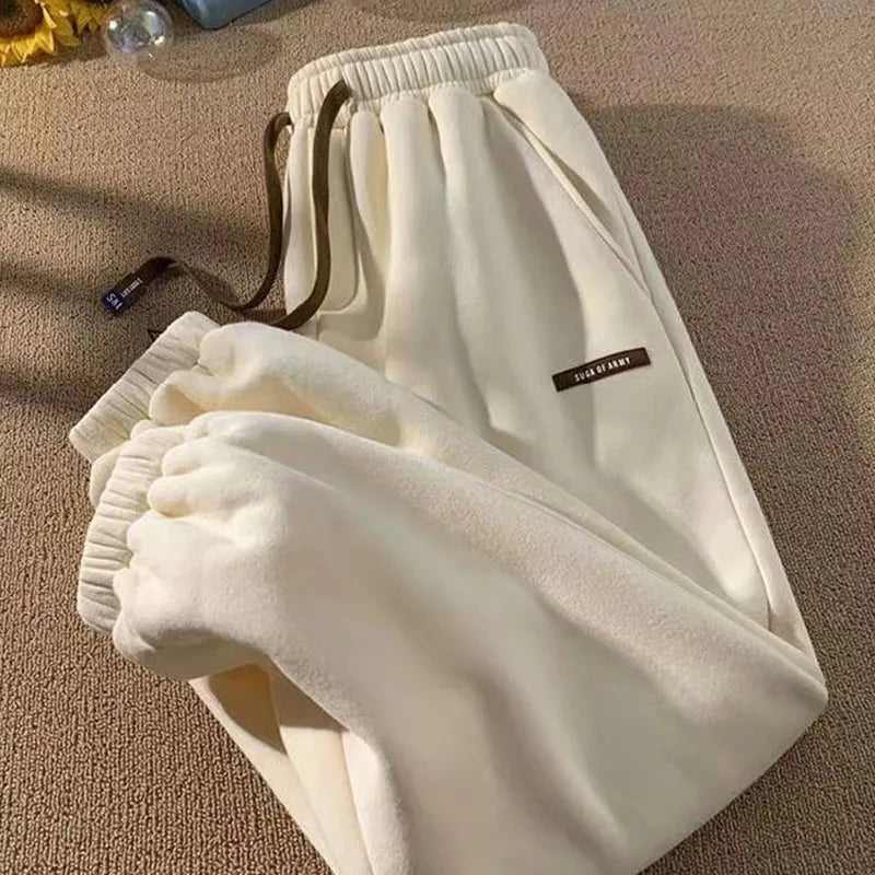 Annica Sweatpants | Warm & Stylish