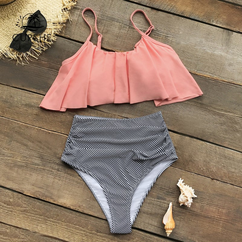 Belle Mae Bikini | Ein bunter Bikini mit Rüschen
