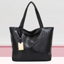 Isabella Schultertasche | Geräumige Tasche mit Krokodilleder-Optik
