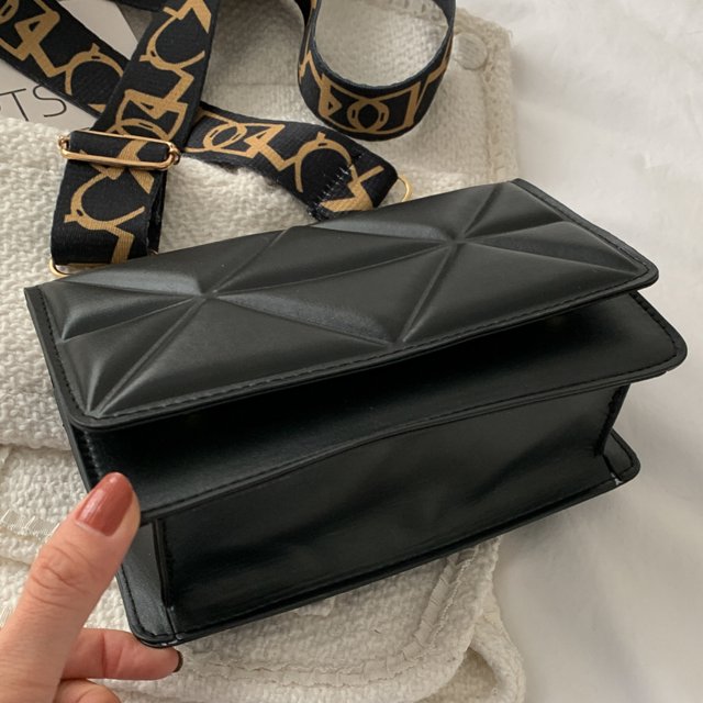 Savannah Quilted Handbag | Stylish & Trendy