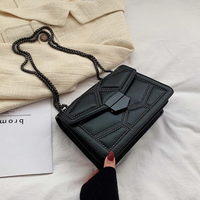 Victoria Crossbody Tasche | Vintage & luxuriös