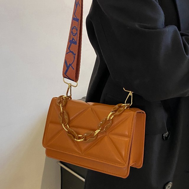 Savannah Quilted Handbag | Stylish & Trendy