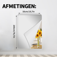 Hoog rechthoekig spiegelvel met omgekrulde hoek en weerspiegelde zonnebloemen, met maataanduiding van de langste uitvoering 13