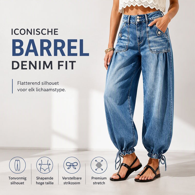Model draagt de blauwe barreljeans met de hand in de zak, met sandalen; infographic met kenmerken zoals strikkoord aan de zoom en stretch. 1