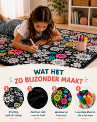 Meisje ligt op de deken en kleurt een bloem in, met vier detailcirkels van patroon, stof en stiften 6