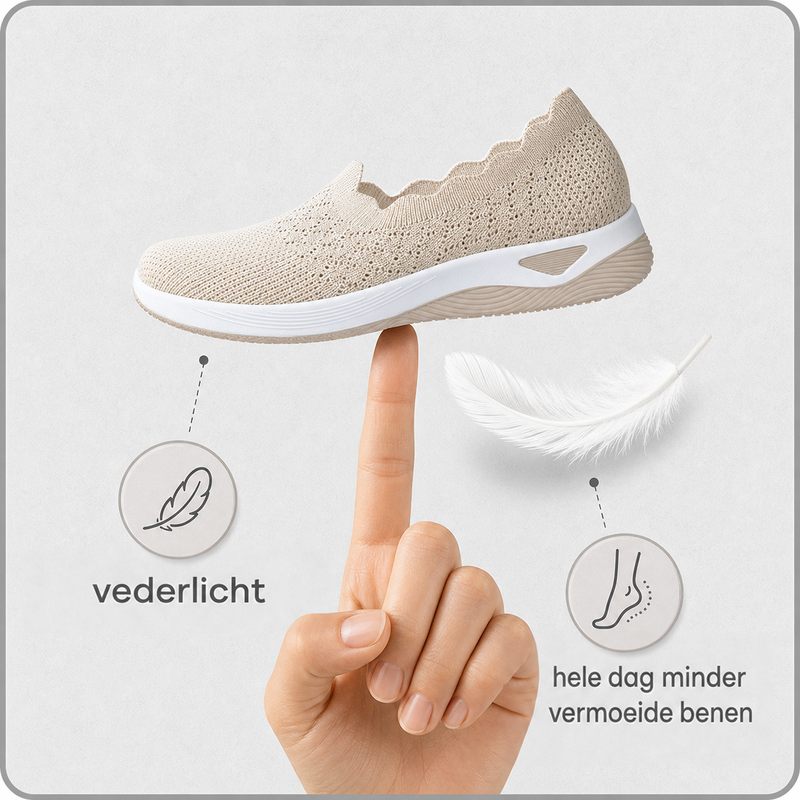 Beige schoen die op een vingertop balanceert naast een veer, om te tonen hoe licht hij is 3