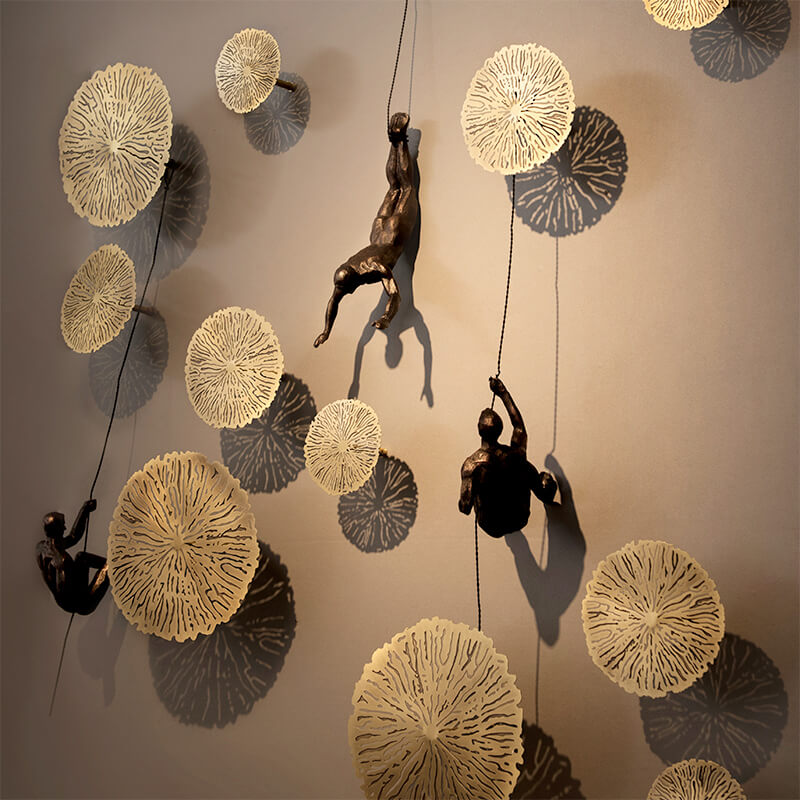 Bergsteiger-Wandskulptur – PeakFigures