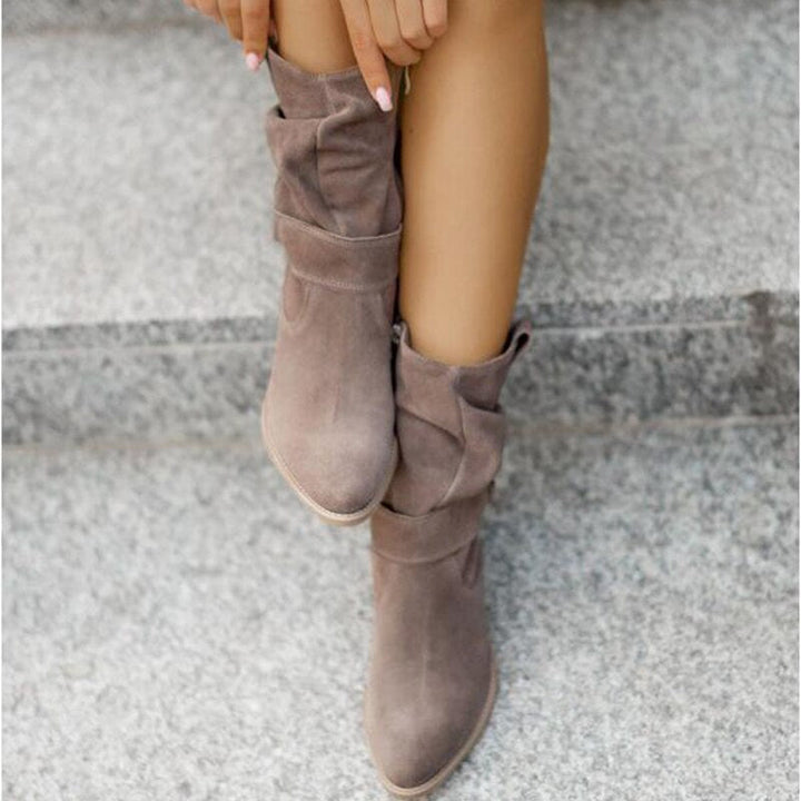 Halbhohe Winterstiefel mit Absatz - Iris