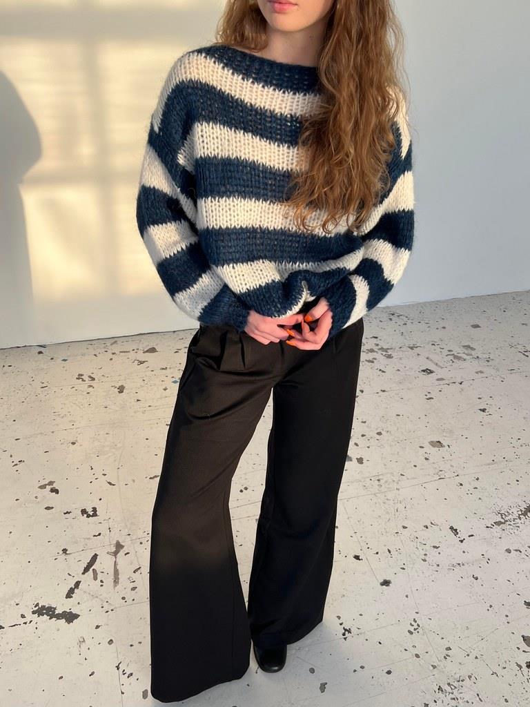Gestrickter und gestreifter Oversized Damenpullover - Harper
