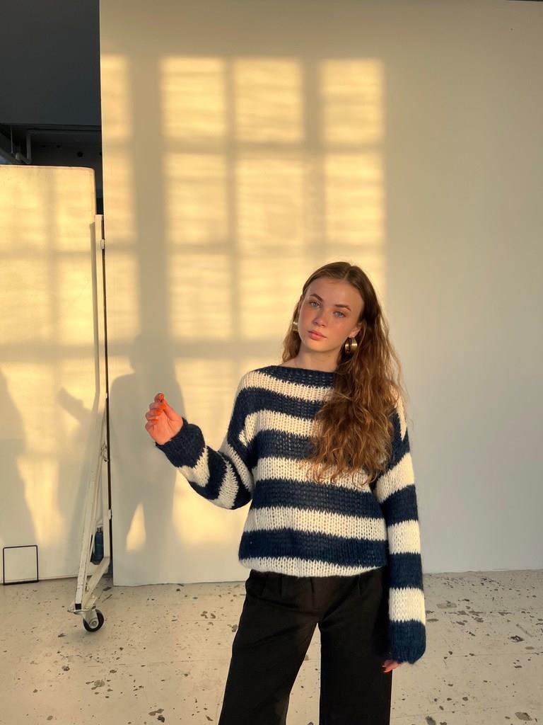 Gestrickter und gestreifter Oversized Damenpullover - Harper