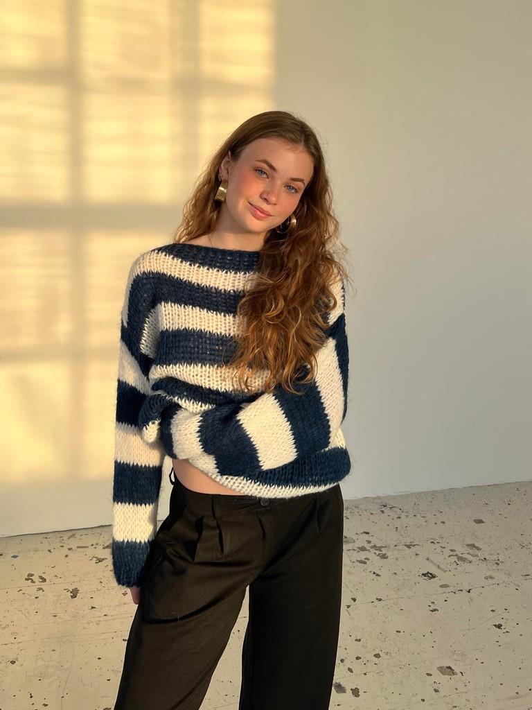 Gestrickter und gestreifter Oversized Damenpullover - Harper