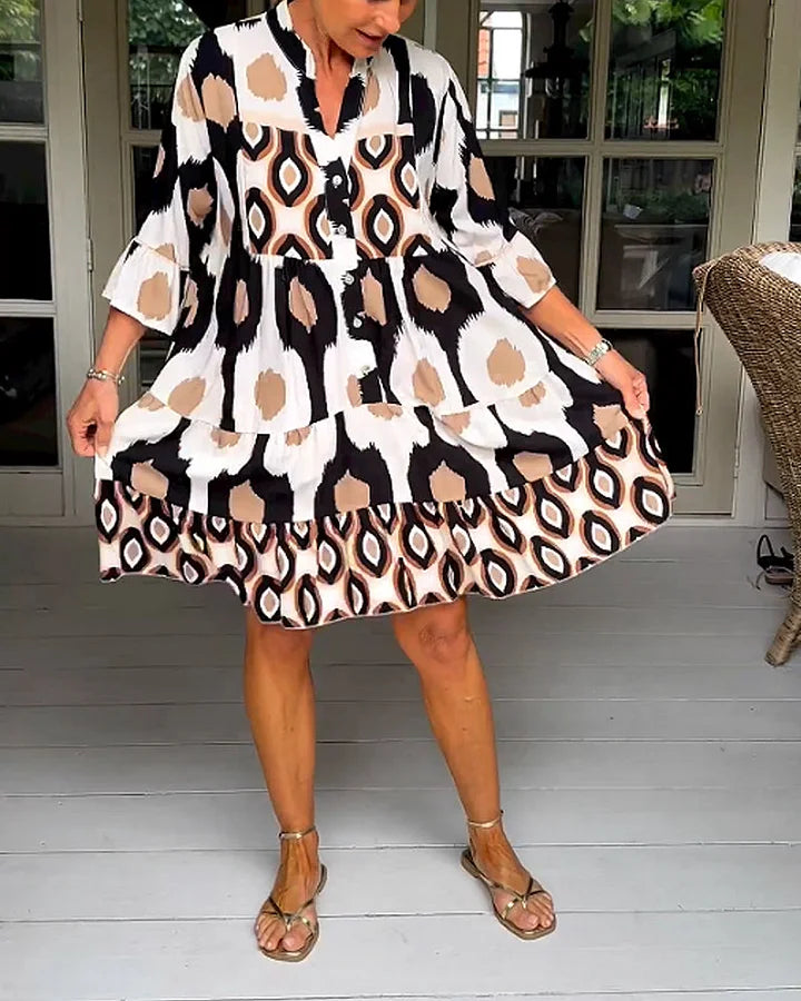 Trendiges Kleid mit kurzen Ärmeln und abstraktem Print & lockerem Schnitt – Liora