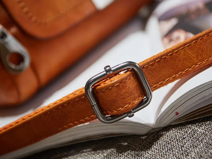 Dahlia Boston Bag | Chic & Trendy