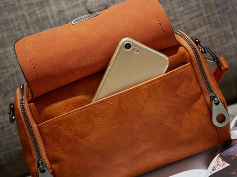 Dahlia Boston Bag | Chic & Trendy