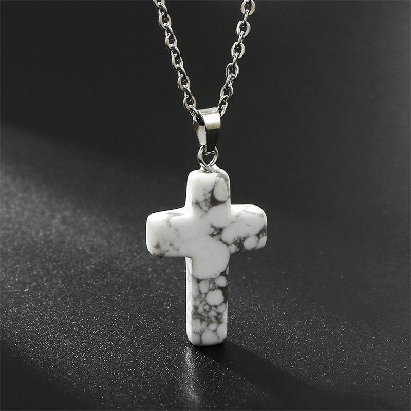 Halskette mit Kreuz aus Natürlichen Edelsteinen - Seraphina