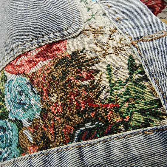 Trendige Blumen-Jeansjacke für Damen - Amaline