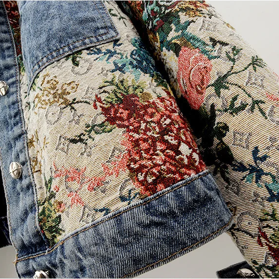 Trendige Blumen-Jeansjacke für Damen - Amaline