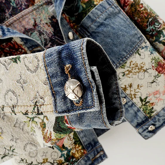 Trendige Blumen-Jeansjacke für Damen - Amaline