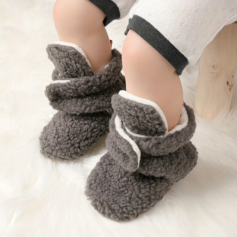 Children's Slipper Socks made of Teddy Fabric – SnugglePaws