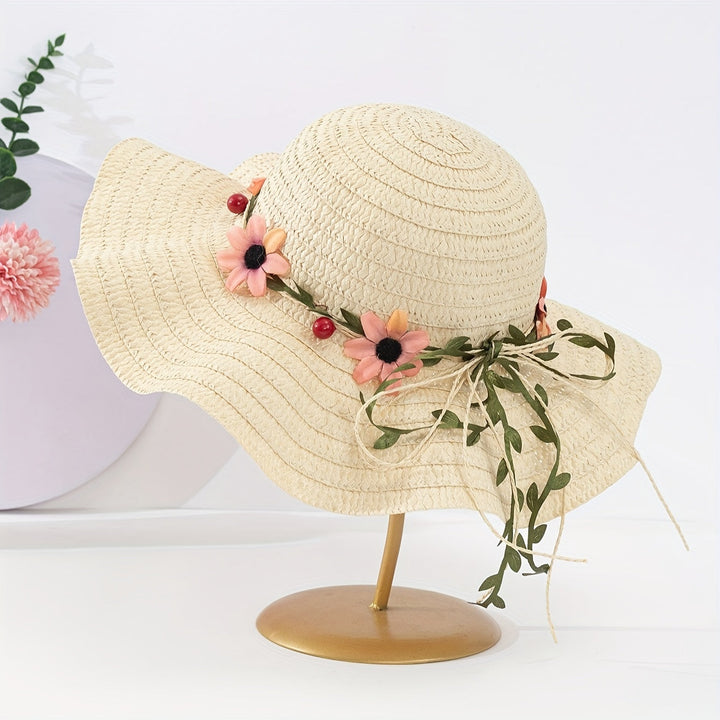 Chapeau de paille d’été pour femme avec détails floraux et fruités – Solène