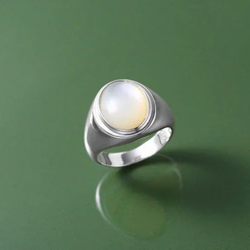 Pinctada Albina Silver Ring - Isla
