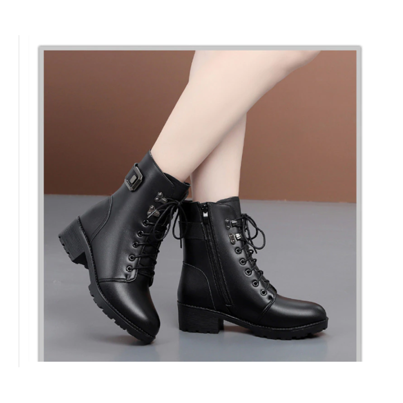 Sturdy Women's Boots | Warm and Wool Inside