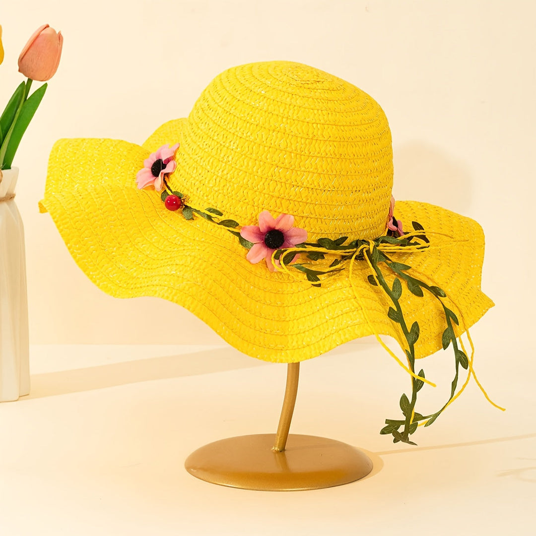 Chapeau de paille d’été pour femme avec détails floraux et fruités – Solène