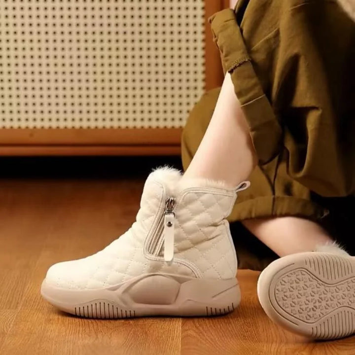 Niedliche warme Damenstiefel - Luna