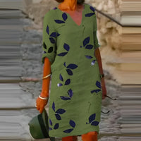 Trendiges Sommerkleid mit Blattmuster – Liora