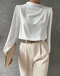 Einfarbige Bluse mit gerafftem und stehendem Kragen - Isabella