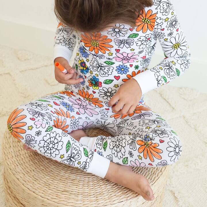 Kreativer Kinderpyjama - DreamArt