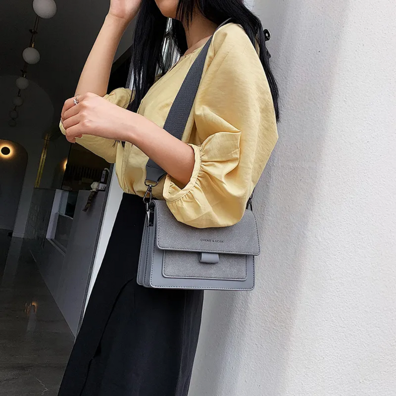 Kristel Crossbody Bag | With convenient flip opening